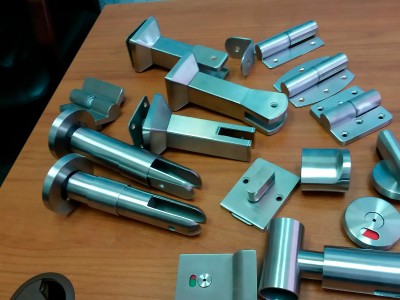 Как правильно выбрать нужные изделия для сантехнических перегородок